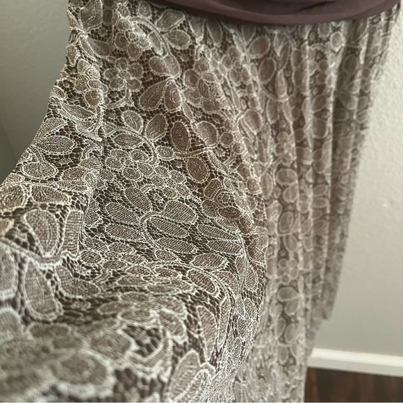 Floral dress - Picture 3 of 7